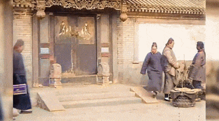 AI-restored video shows old Beijing 100 years ago