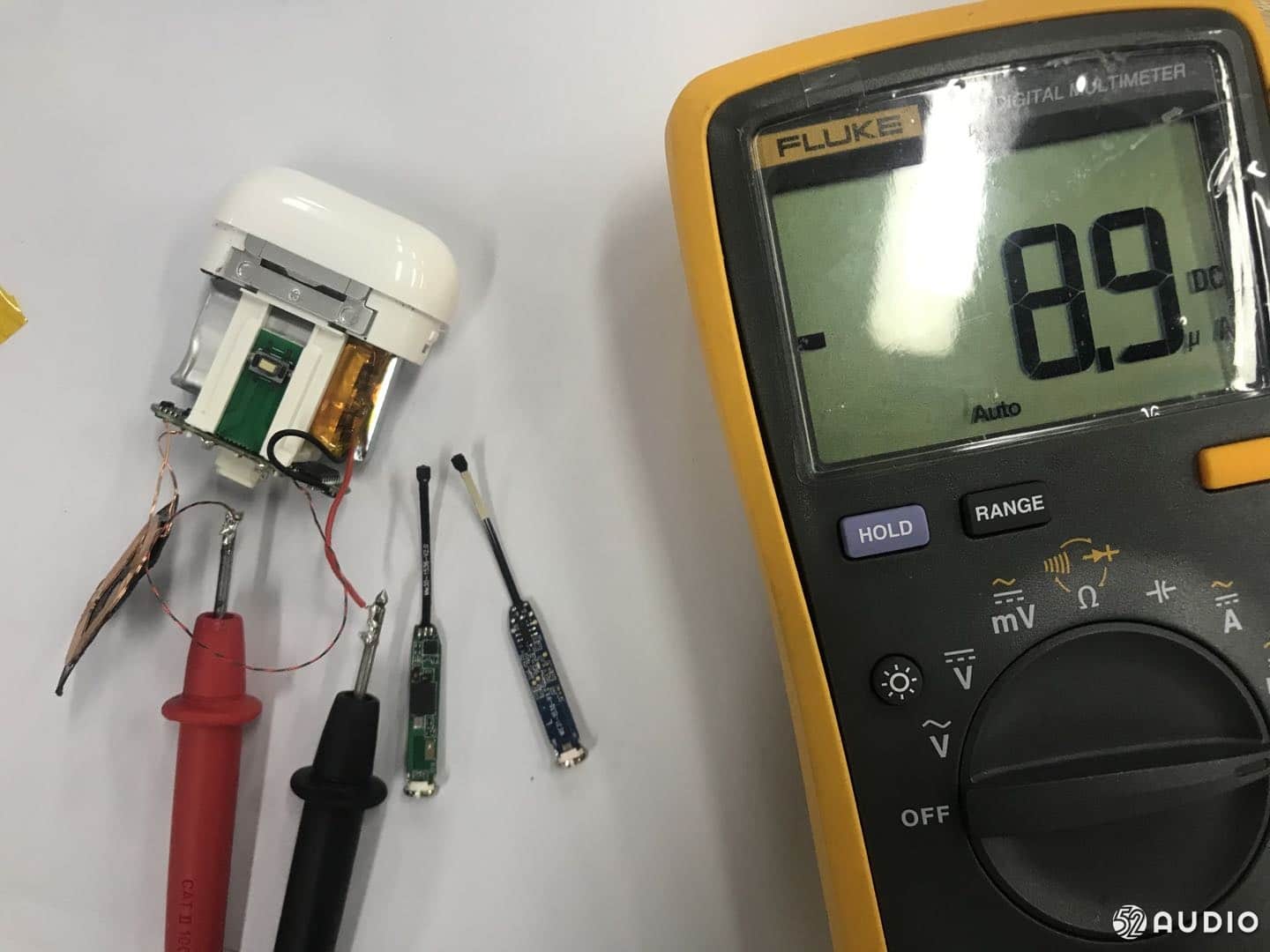 Chinese team hacks iOS 13 audio sharing feature