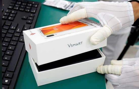 Vietnam produces its first 5G smartphone