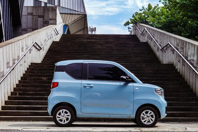 China's best-selling electric car isn't the Model 3, it's this model you'd never have thought of