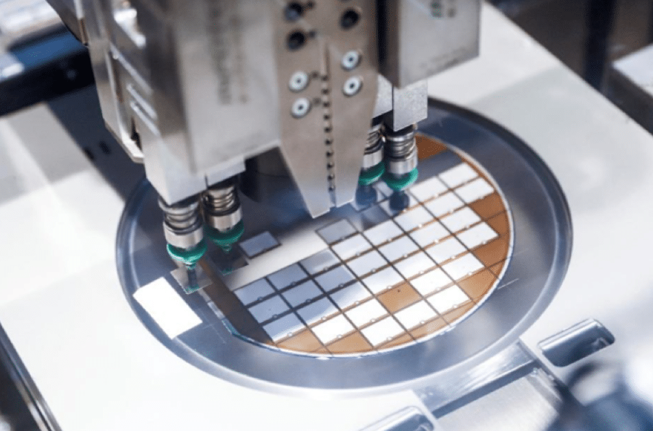 BYD's market cap exceeds that of NIO and Li Auto combined, how did it do it?